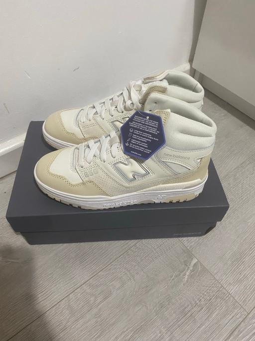 Buy & Sell Sundon Luton - Photos for Brand new boxed new balance trainers