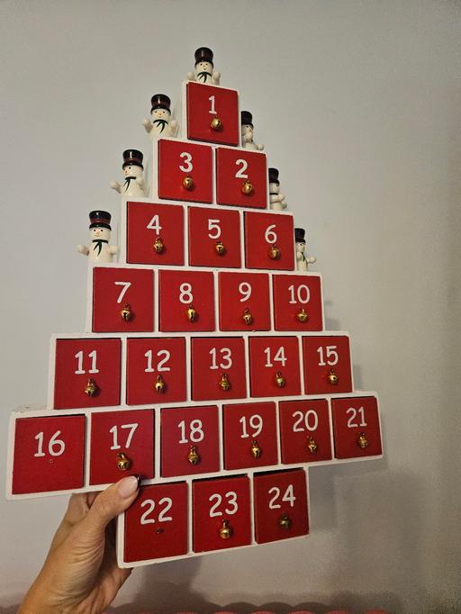 Buy & Sell Rotherhithe South East London - Photos for Wooden advent calendar