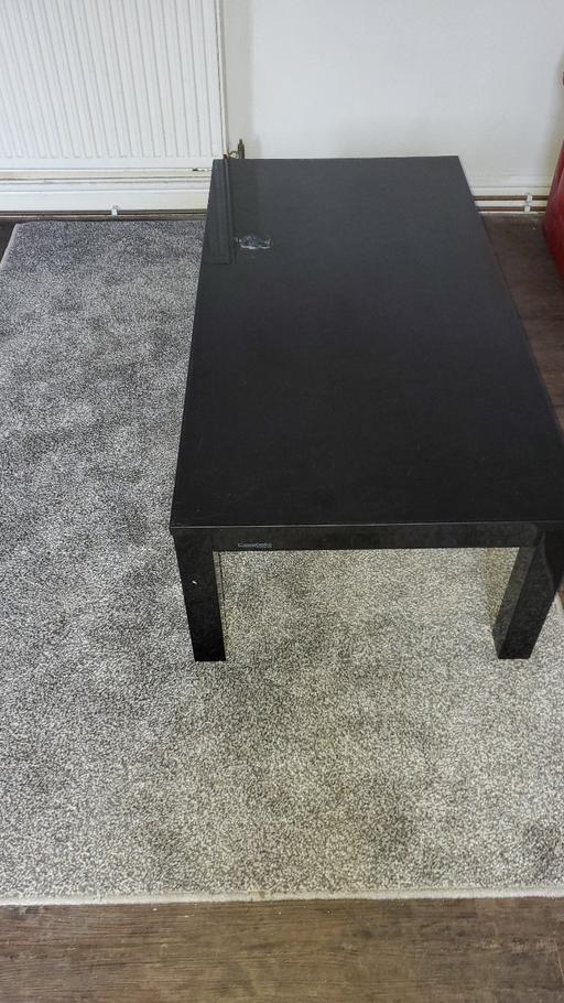Buy & Sell Kings Heath Birmingham - Photos for Black glass coffee table slightly damaged