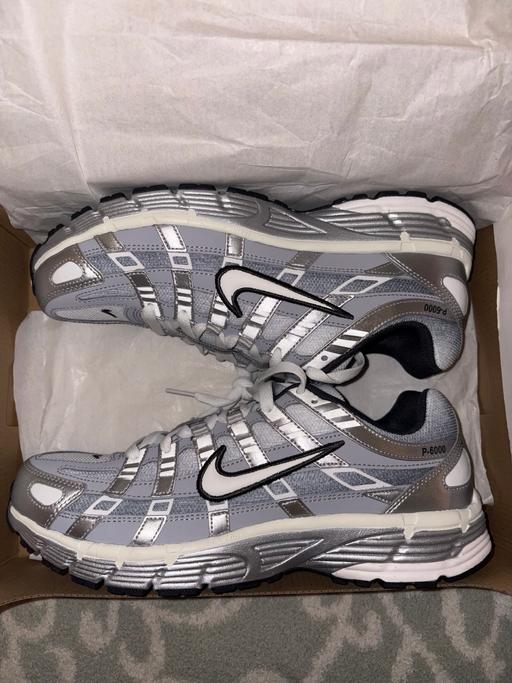 Buy & Sell Goodmayes East London - Photos for Nike P-6000 Wolf Grey Metallic Silver/Summit