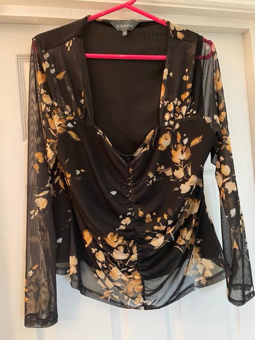 Buy & Sell Hollingwood Chesterfield - Photos for Black Floral Evening Top