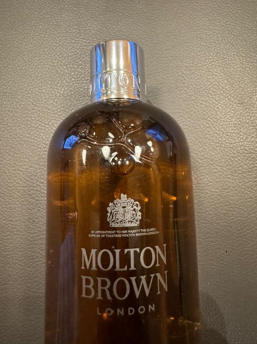 Buy & Sell Kensal Green North West London - Photos for Molton Brown body wash 300ml