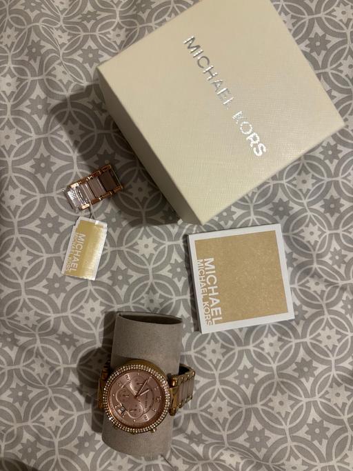 Buy & Sell Whiston Knowsley - Photos for Michael Kors Watch (women’s)