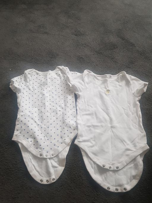 Buy & Sell Longley Sheffield - Photos for 2 vest 2 to 3 years