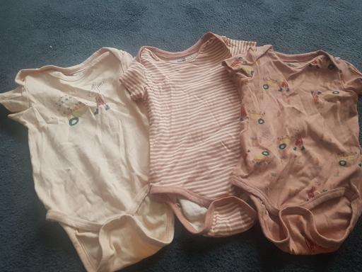Buy & Sell Longley Sheffield - Photos for 3 baby vest 18 to 24mths