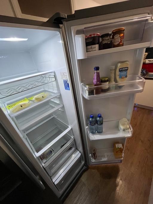 Buy & Sell Waltham Cross Broxbourne - Photos for Fridge freezer