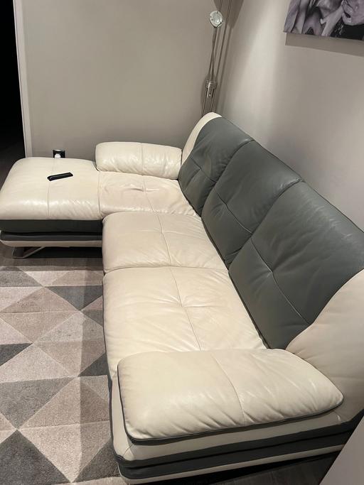 Buy & Sell Upper Gornal Dudley - Photos for Corner sofa