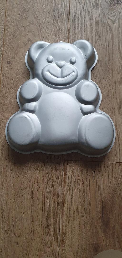 Buy & Sell Kettering North Northamptonshire - Photos for Wilton 'Teddy Bear' Cake Tin