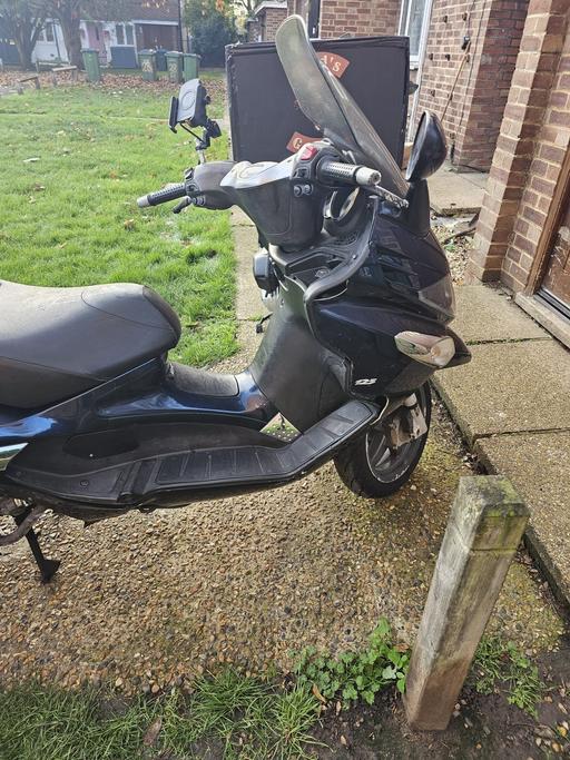 Vehicles Blackfen South East London - Photos for Piaggio Xevo9 125cc 2011
