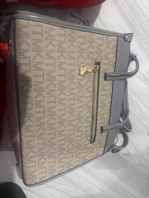 Buy & Sell West Bromwich Sandwell - Photos for Bag