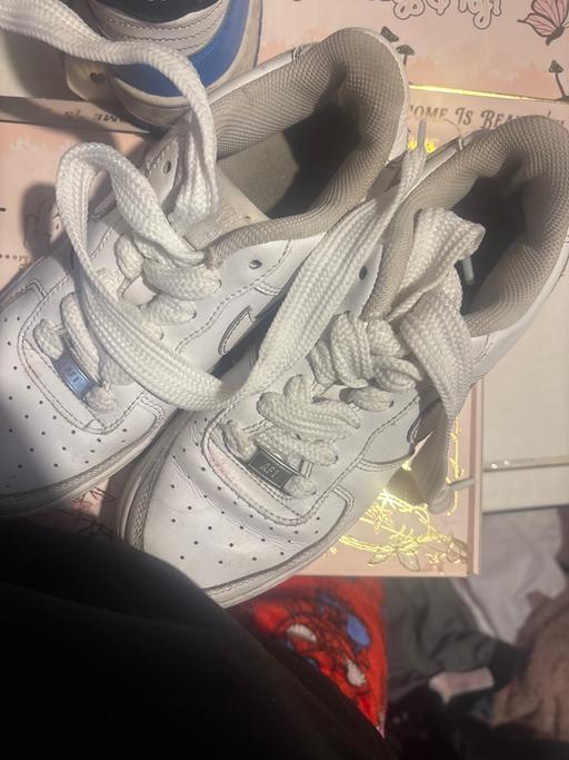 Buy & Sell West Bromwich Sandwell - Photos for White air force 1