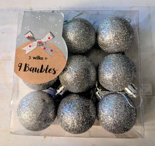 Buy & Sell Georgetown Blaenau Gwent - Photos for 🎄 Christmas 9pk of wilco silver glittered me