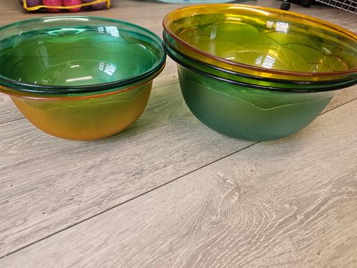 Buy & Sell Cranford Hounslow - Photos for 6 pc plastic bowls