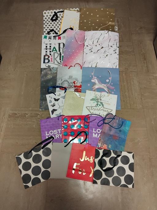 training Stow Heath Wolverhampton - Photos for 20 Gift bags.