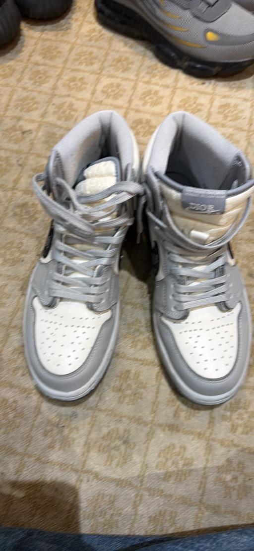 Buy & Sell Docks Vale of Glamorgan - Wales - Photos for Nike Air Jordan grey size 7