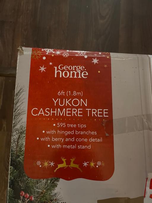 Buy & Sell Catcliffe Rotherham - Photos for 6foot Christmas tree