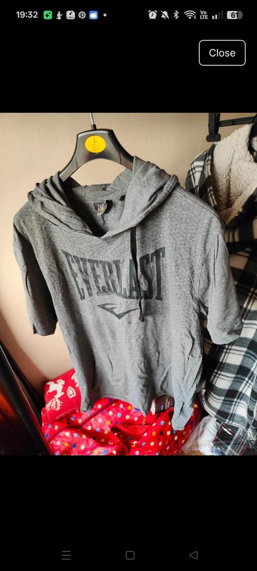 Buy & Sell Ponthenry Carmarthenshire - Wales - Photos for Men's T-shirt with hood