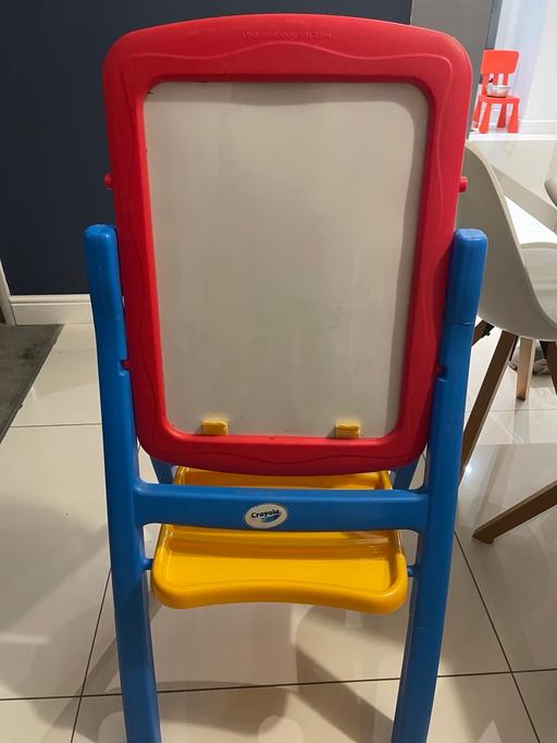 Buy & Sell Hayley Green Dudley - Photos for Children easel and blackboard