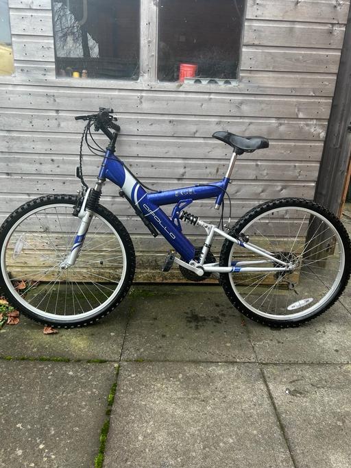 Buy & Sell Bentley Walsall - Photos for Adult mountain bike ( APOLLO EXCEL )
