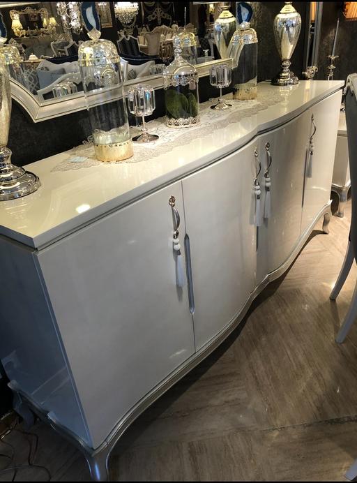 Buy & Sell Quine`s Hill Douglas - Photos for Console