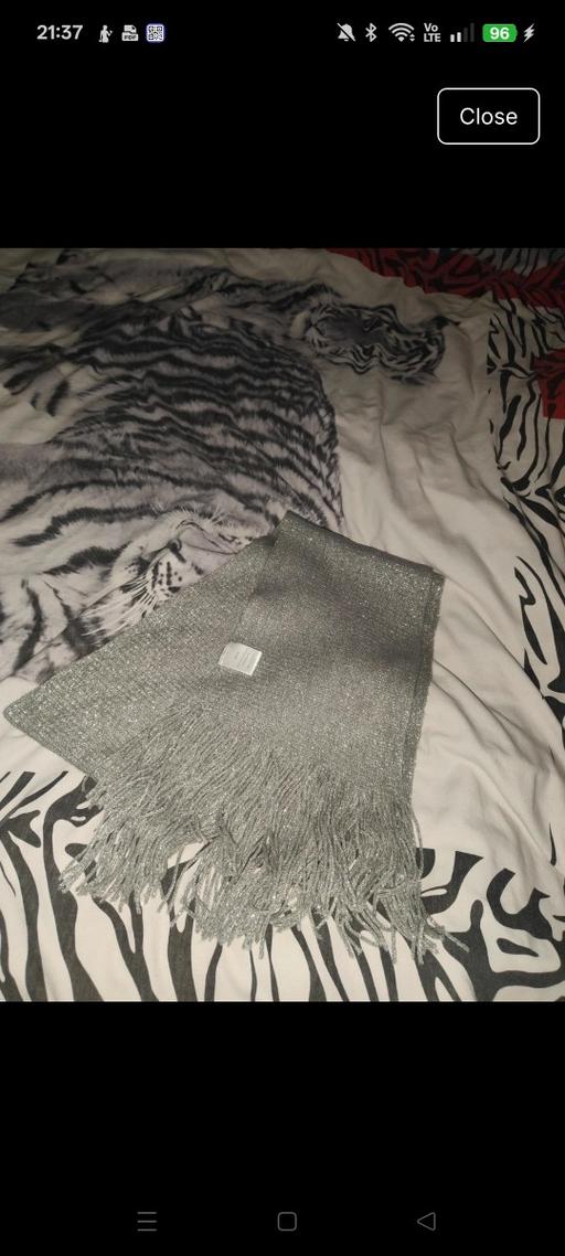 Buy & Sell Ponthenry Carmarthenshire - Wales - Photos for Women's scarf