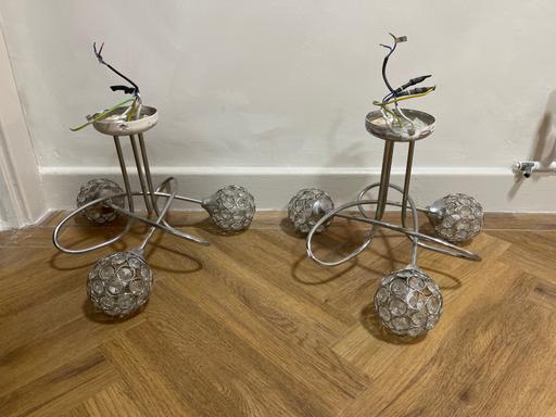 Buy & Sell Manchester Airport Manchester - Photos for 2 light fixtures