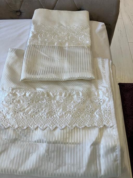 Buy & Sell Sundon Luton - Photos for Beautiful Double Duvet Set