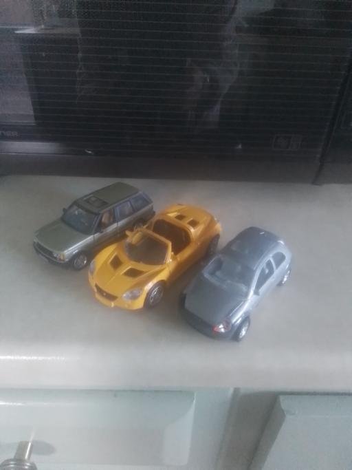 Buy & Sell Aldridge Walsall - Photos for THREE CARS