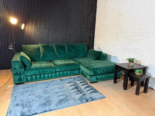 Buy & Sell Irlams O`Th`Height Salford - Photos for DFS Green Plush Chaise Sofa