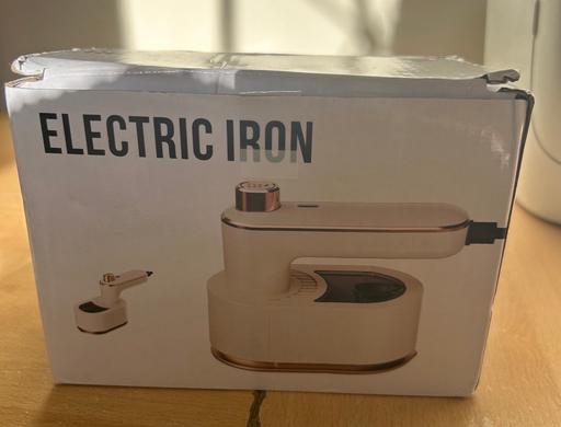 Buy & Sell Bloxwich Walsall - Photos for Electric hand held travel iron