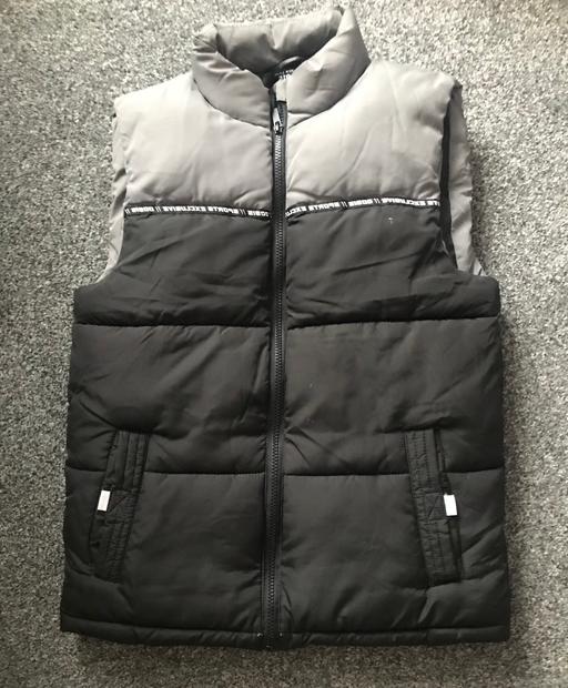 Buy & Sell Rothwell North Northamptonshire - Photos for Boys Gilet Age 12-13