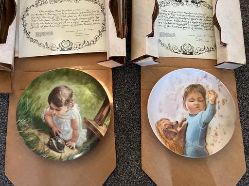 Buy & Sell Forest Town Mansfield - Photos for 4x Donald Zolan plates £10 each