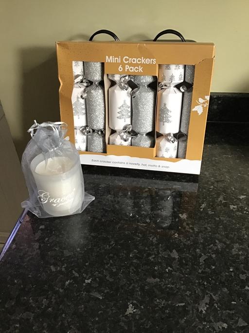 Buy & Sell Ravenstone North West Leicestershire - Photos for Mini Crackers & M&S Candle
