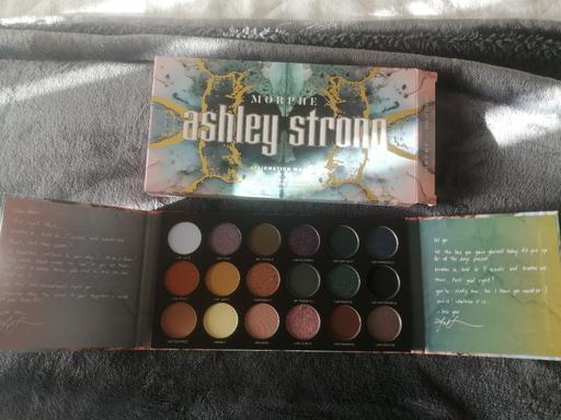 Buy & Sell Heath Town Wolverhampton - Photos for New Morphe Ashley Strong eyeshadows