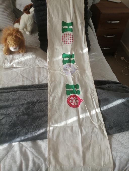 Buy & Sell Heath Town Wolverhampton - Photos for New Xmas table runner decoration