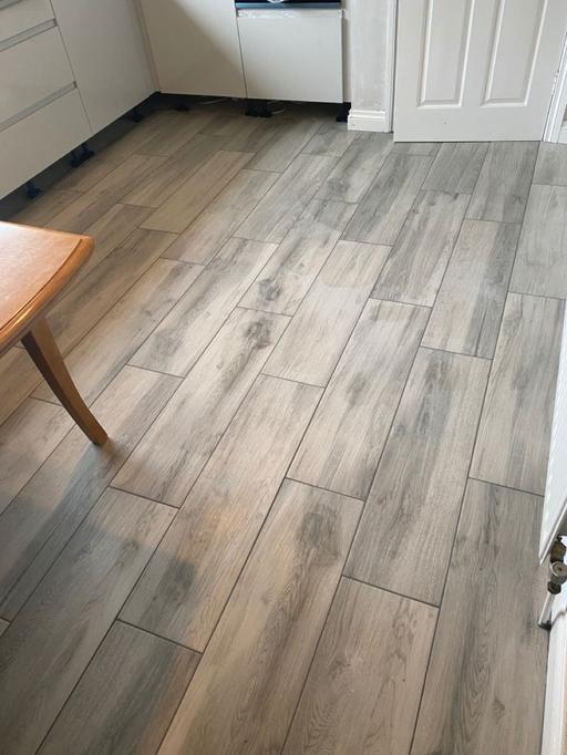 Buy & Sell Leigh Sports Village Wigan - Photos for Laminate Floors at Prices You’ll Love!