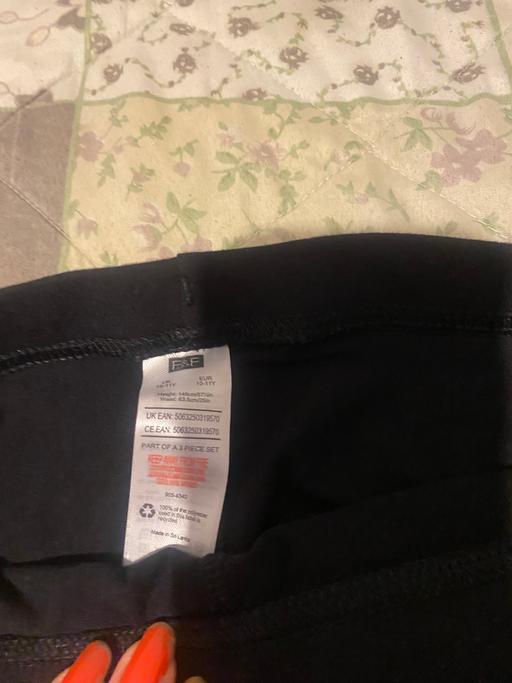 Buy & Sell Tibshelf Bolsover - Photos for New leggings 10-11