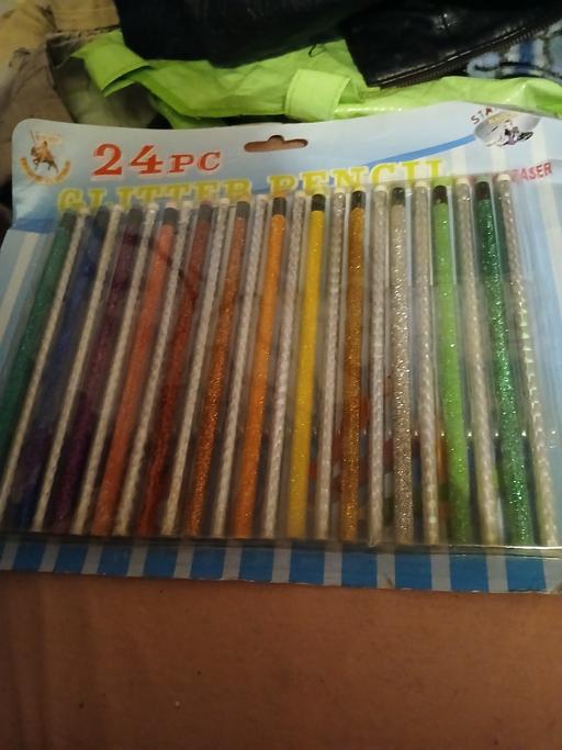 Buy & Sell Netherton Dudley - Photos for 24 glitter pencils