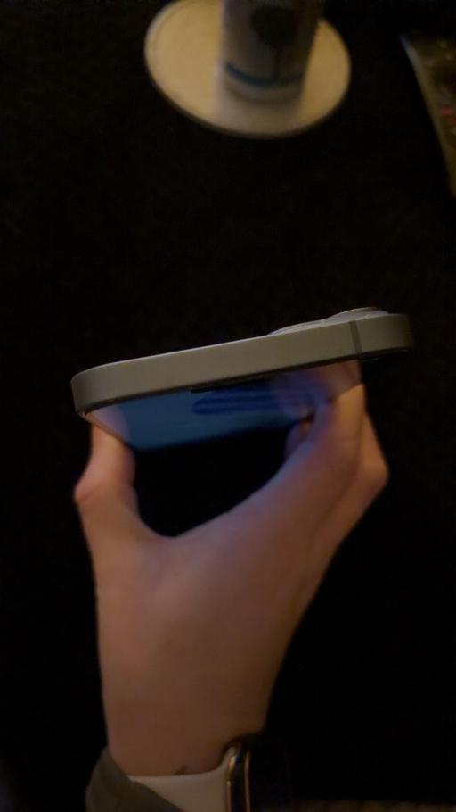 Buy & Sell Badgers Dene Thurrock - Essex - Photos for Iphone 14 plus