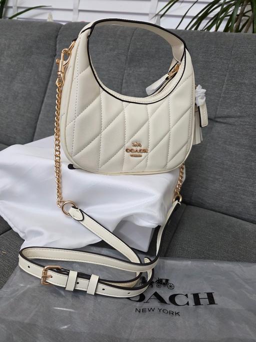 Buy & Sell Clifton Nottingham - Photos for Coach Carmen Mini Crossbody