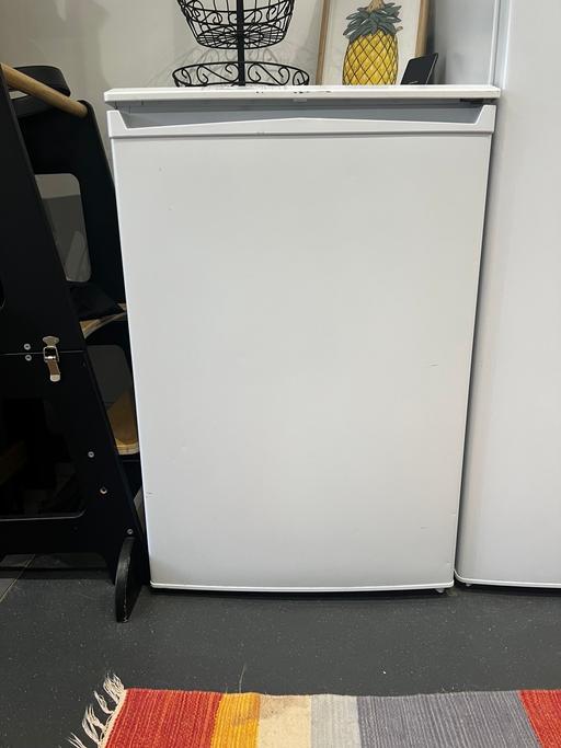 Buy & Sell Tottenham North London - Photos for Small fridge