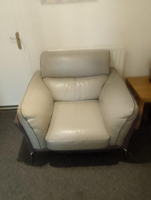 Buy & Sell Bournville Birmingham - Photos for valdez leather chair dfs very good condition