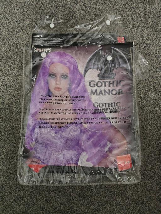 Buy & Sell Rowley Regis Sandwell - Photos for Smiffys Gothic Manor purple 💜 wig