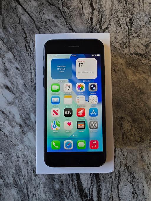 Buy & Sell Liverpool Liverpool - Photos for IPhone se 2nd generation unlock any sim