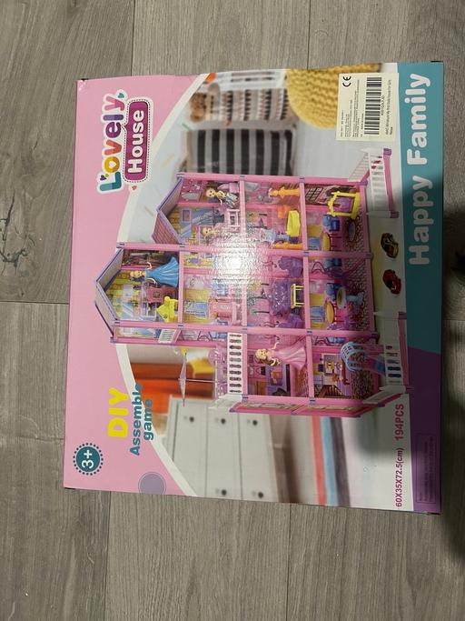 Buy & Sell Brixton South East London - Photos for WOOPIE Mega Villa Dollhouse LOVELY HOUSE