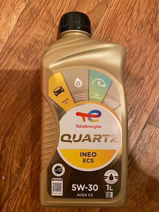 Vehicles Clapton East London - Photos for Engine oil