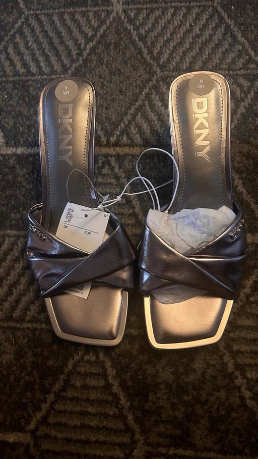 Buy & Sell Yardley Birmingham - Photos for DKNY Heels