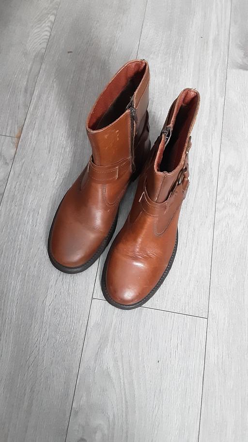 Buy & Sell Hadleigh Road Industrial Estate Ipswich - Photos for Ladies Wrangler boots