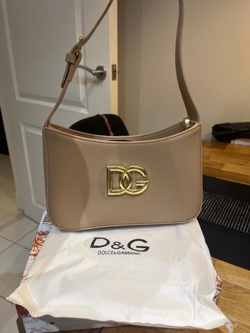 Buy & Sell Brierfield Pendle - Photos for Lovely beige bag