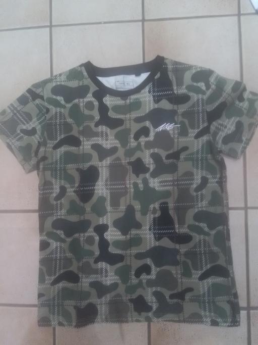 Buy & Sell Aldridge Walsall - Photos for BOYS NEXT TEE SHIRT